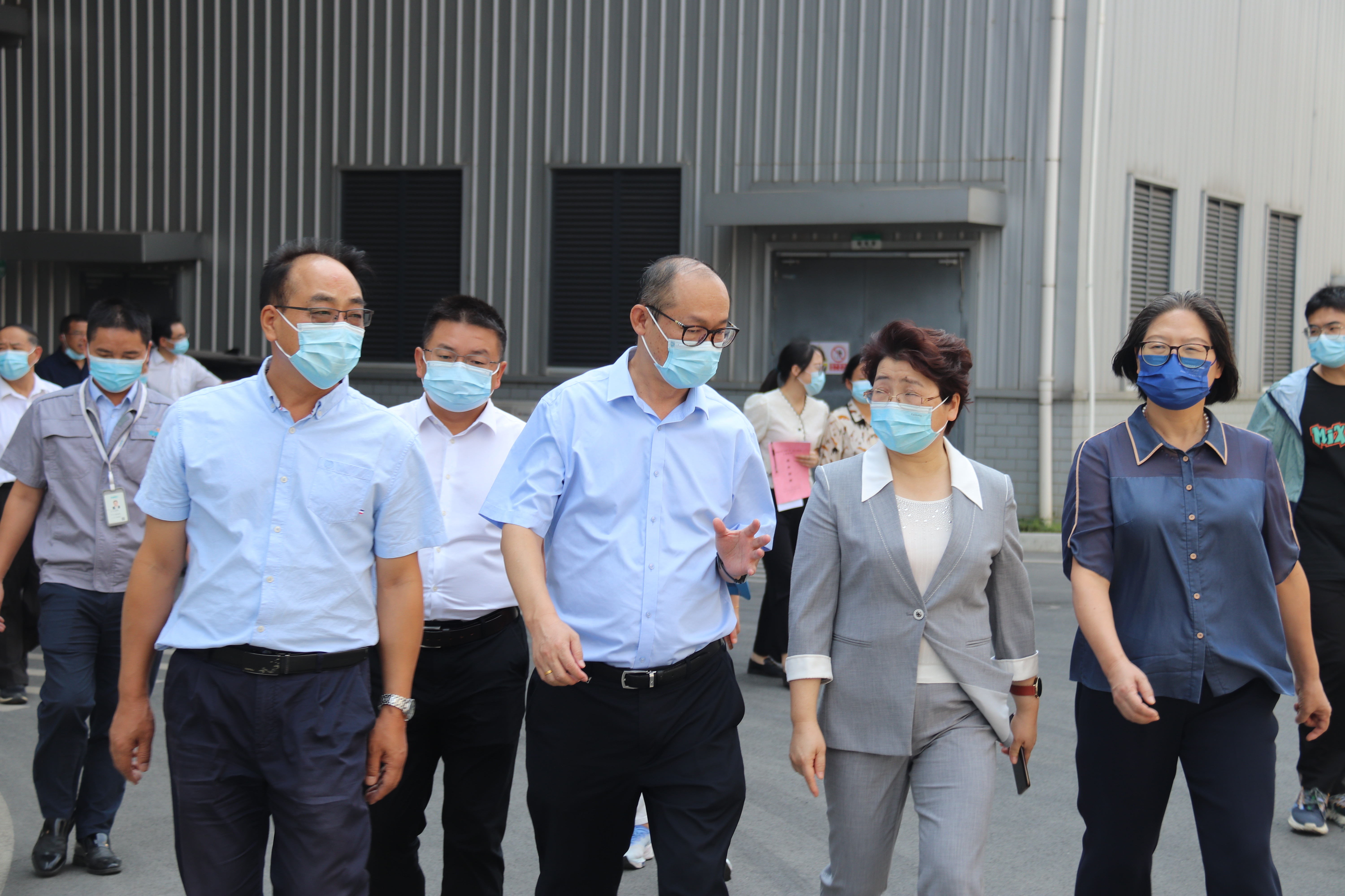 十三屆全國人大代表邵陽小組和部分省、市人大代表2022年專題調(diào)研團(tuán)一行蒞臨我司調(diào)研